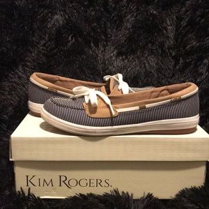 Flat loafers